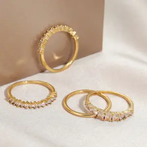 4pcs 14k Gold Plated Stacking Rings with Shining Zirconia - Perfect ForWeddings, Parties, and Everyday Wear