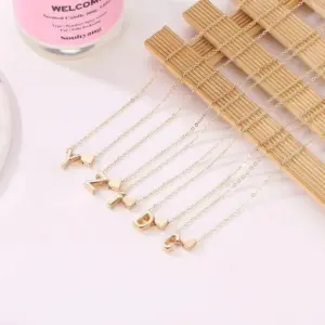 New Fashion Tiny Heart Dainty Initial Necklace Gold Silver Color Letter Name Choker Necklace for Women Pendant Jewelry Gifts