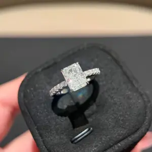 DJMAX 1-3Carat Oval/Radiant Cut D Color Moissanite Ring for Woman Original 925 Sterling Silver Engagement Wedding Ring 2025