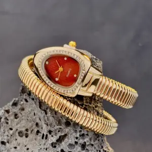 Serpentine Bullet-Shaped Case Honeycomb Dial Bracelet Watch for Women - Elegant Fashion Vintage Womens Watch