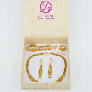 Fashion Women Jewelry Twist Design Choker Necklace Earrings and Bracelet Ring Gold Color Weddings Jewellery for Dubai African