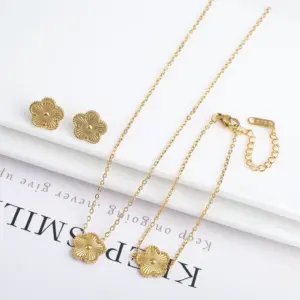 Simple 316L Stainless Steel Flower Five Leaf Necklace Bracelet Earrings 18K Gold Plated Jewelry Set For Women Girl Gift Clover