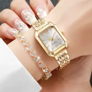 4PCS/Set Elegant Rectangle Women Watches Fashion Ladies Quartz Wristwatch Heart Bracelets Set Reloj Mujer Clock（Without Box）
