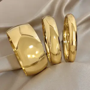 Glossy Gold Plated Stainless Steel Bracelet for Women Men Fashion 10 15 30mm Size Chunky Smooth Cuff Bangles Waterproof Jewelry