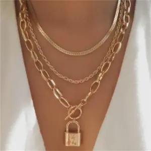 Vintage Punk Gold-plate Thick Chain Head Portrait Coin Pendant Necklace For Women Fashion Multilevel Geometric Hip Hop Jewelry