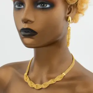 Fashion Women Jewelry Twist Design Choker Necklace Earrings and Bracelet Ring Gold Color Weddings Jewellery for Dubai African