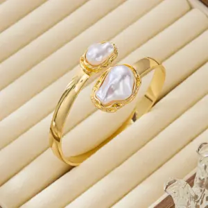 Exggerated Golden Baroque Imitation Pearl Jewelry Set for Women Vintage Snake Chain Necklace Open Cuff Bangle and Ring Jewellry
