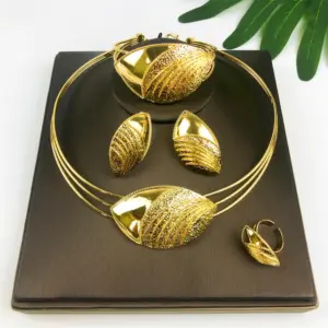 TITI Luxury Design Jewelry Set For Women Dubai Nigeria Jewelry Quality Necklace Big Earrings Bangle Wedding Party Gift