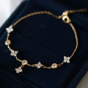 925 sterling silver Clover Design Ankle Bracelet for Women Dainty CZ Charm Chain Anklet Adjustable Lucky Flower Foot Jewelry